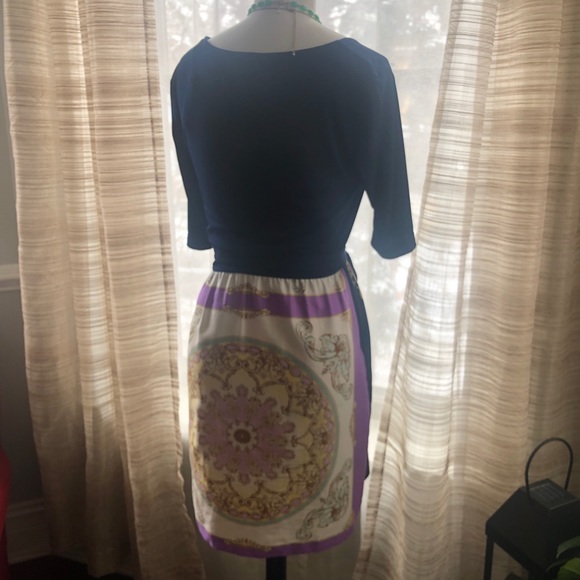 Silk dress with tie waist - Picture 4 of 8